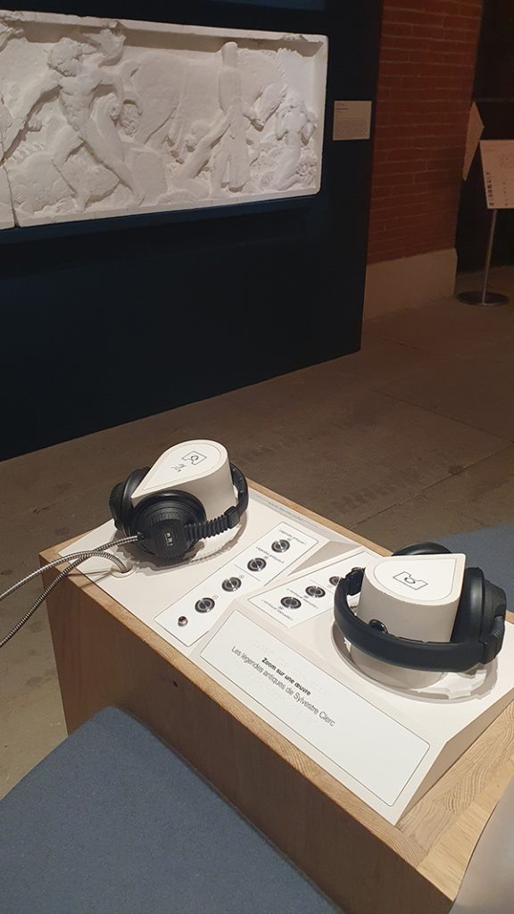 le dispositif de médiation audio de l'œuvre Légendes antiques
